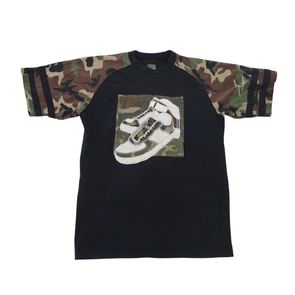 Vintage Y2K Raw Blue Nu Realms Black Camo Sleeve Sneaker Graphic Tee L
